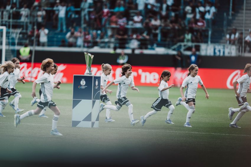 2025-08-30_c-marcel-ditrich_supercup-fcb-vflwolfsburg_004