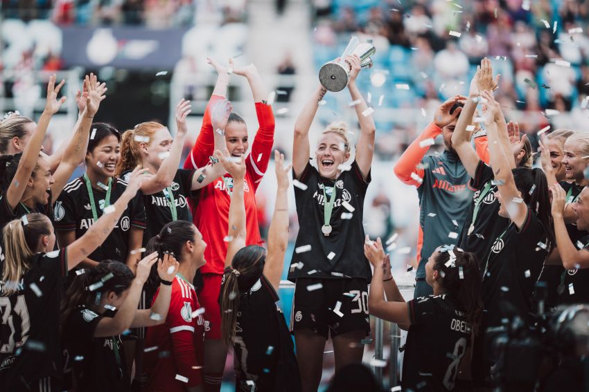 2025-08-30_c-marcel-ditrich_supercup-fcb-vflwolfsburg_066